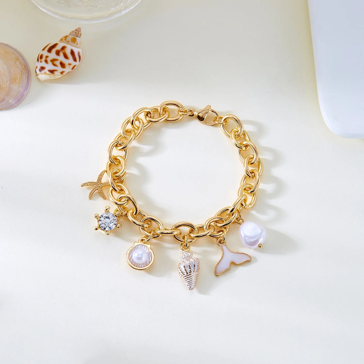 Trend Gold Color Chunky Chain Bracelet for Women Ocean Charm Star Mermaid Tail Imitation Pearl Bangle Summer Beach Jewelry Gift